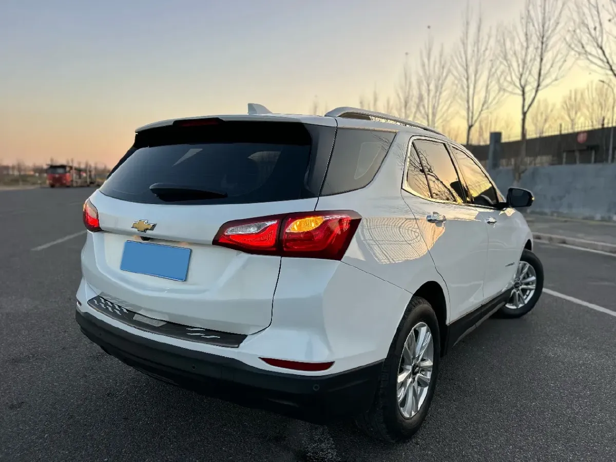 2019 Chevrolet Equinox 1.5T 180HP L4 6AT,autocango,china used car exporter,china ev exporter,chinese used car exporter,chinese used ev exporter