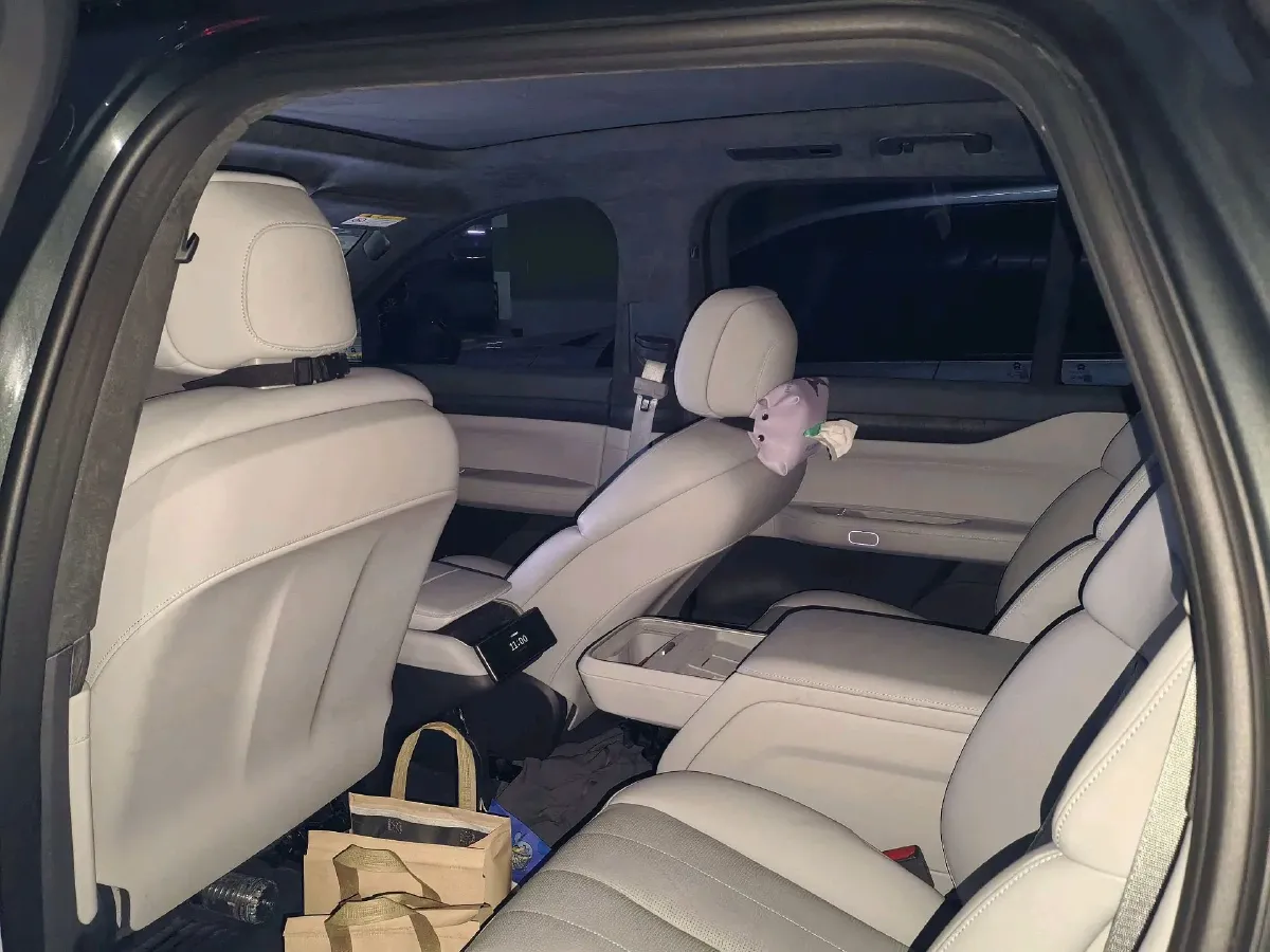 2024 NIO ES8 BEV 75KWH,autocango,china used car exporter,china ev exporter,chinese used car exporter,chinese used ev exporter