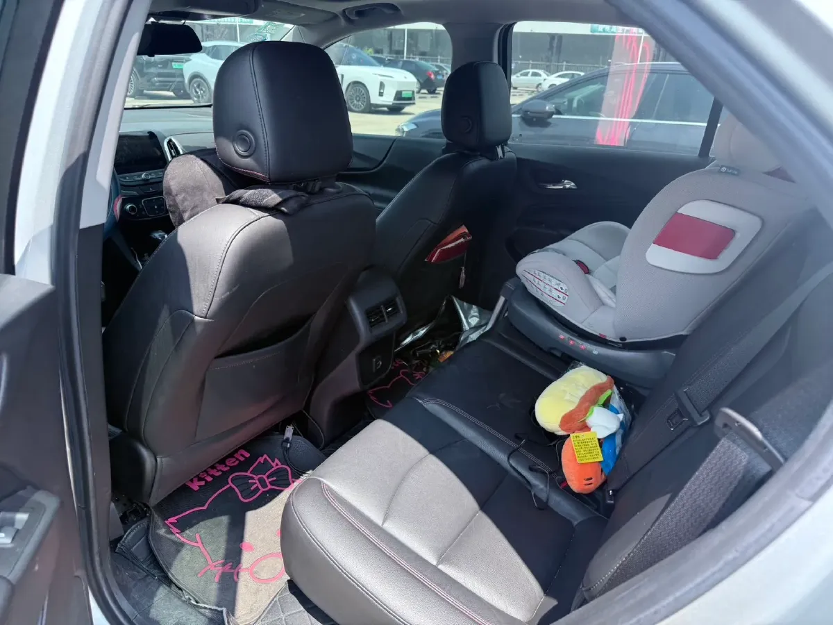 2019 Chevrolet Equinox 2.0T 260HP L4 9AT,autocango,china used car exporter,china ev exporter,chinese used car exporter,chinese used ev exporter