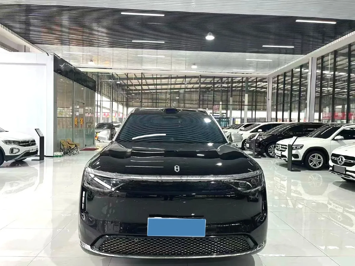 2025 AITO AITO M8 BEV,autocango,china used car exporter,china ev exporter,chinese used car exporter,chinese used ev exporter