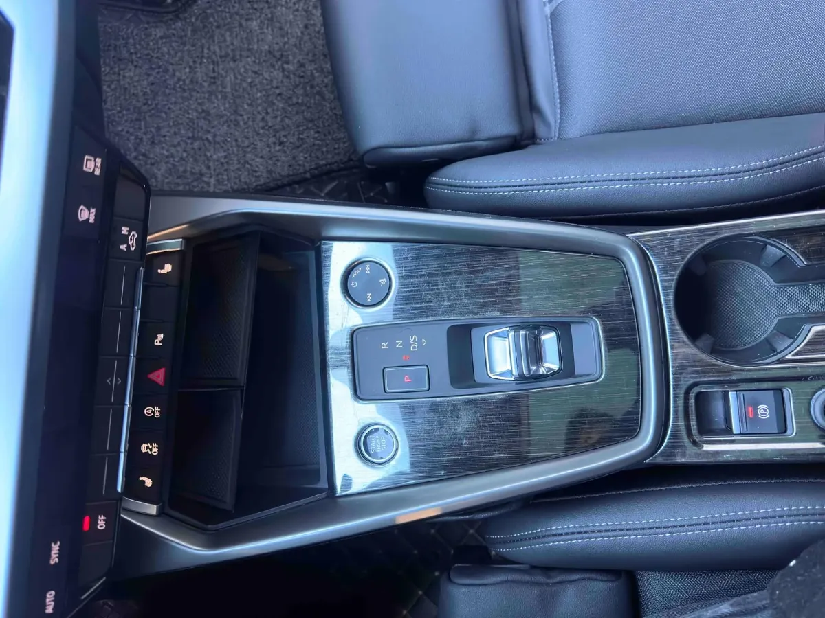 2022 Audi A3 1.4T 150HP L4 7DCT,autocango,china used car exporter,china ev exporter,chinese used car exporter,chinese used ev exporter
