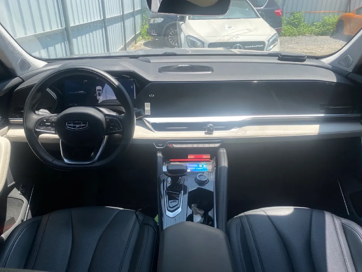 2024 Geely Monjaro 2.0T 238HP L4 8AT,autocango,china used car exporter,china ev exporter,chinese used car exporter,chinese used ev exporter