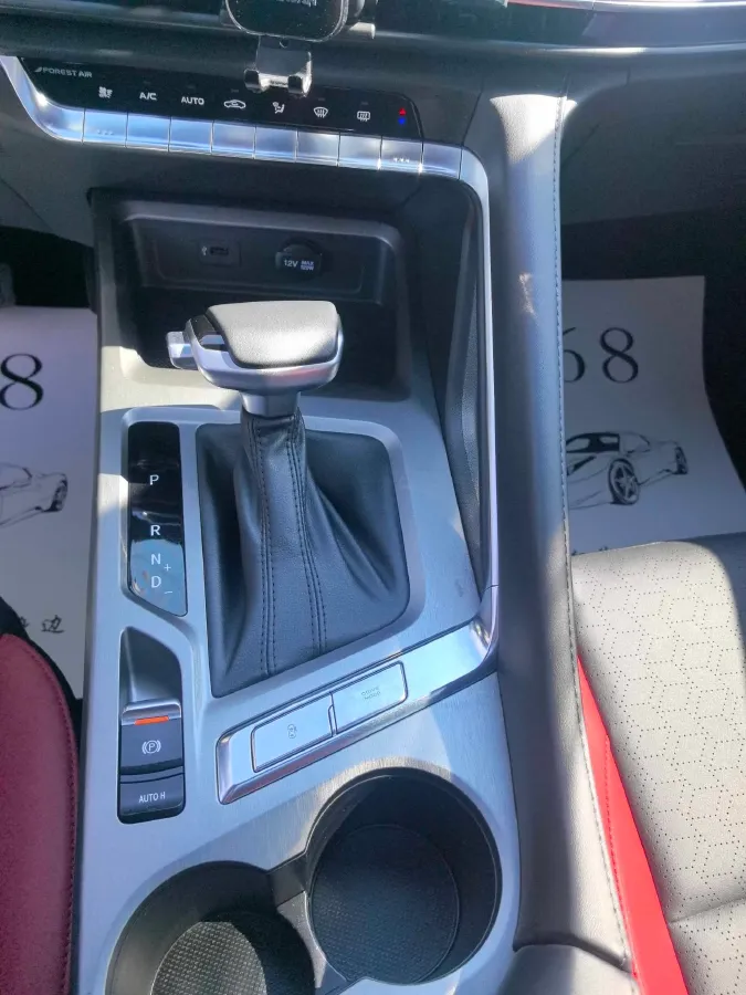 2021 ChangAn CS35 Plus 1.4T 160HP L4 7DCT,autocango,china used car exporter,china ev exporter,chinese used car exporter,chinese used ev exporter