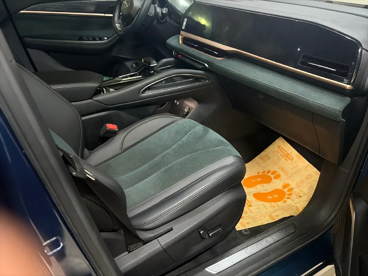 2021 Geely Monjaro 2.0T 218HP L4 7DCT,autocango,china used car exporter,china ev exporter,chinese used car exporter,chinese used ev exporter
