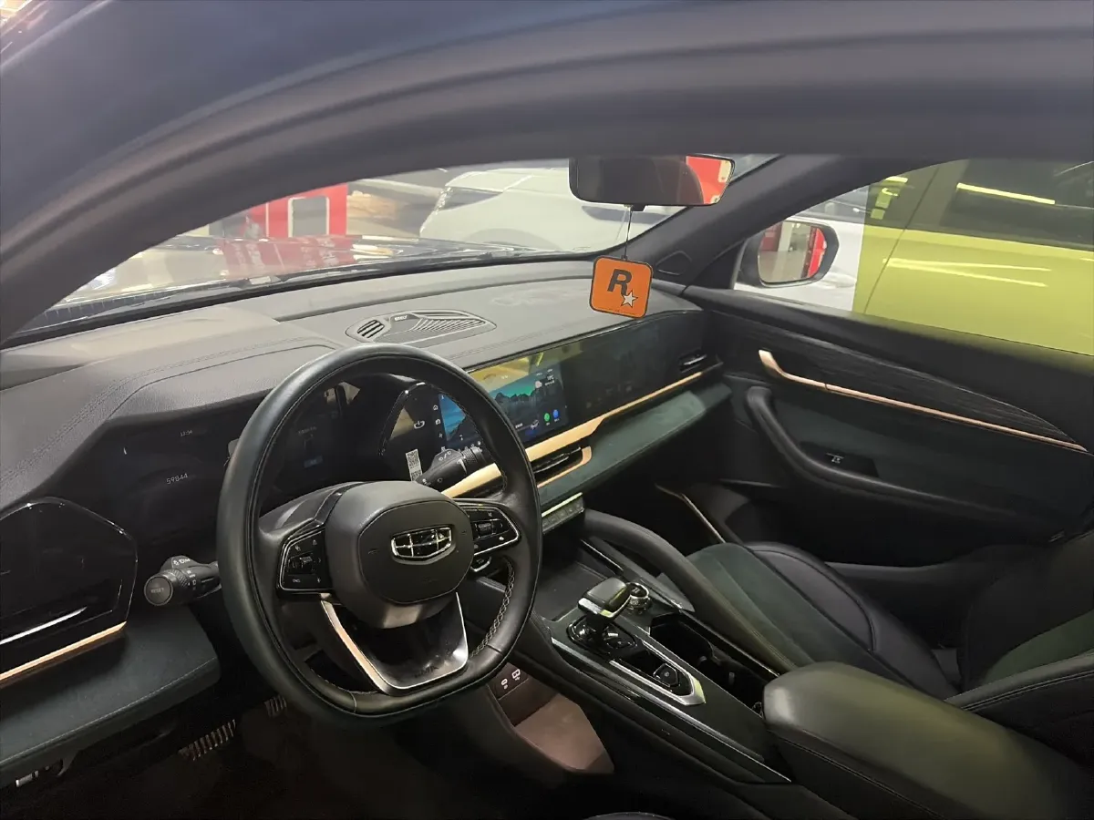 2021 Geely Monjaro 2.0T 218HP L4 7DCT,autocango,china used car exporter,china ev exporter,chinese used car exporter,chinese used ev exporter