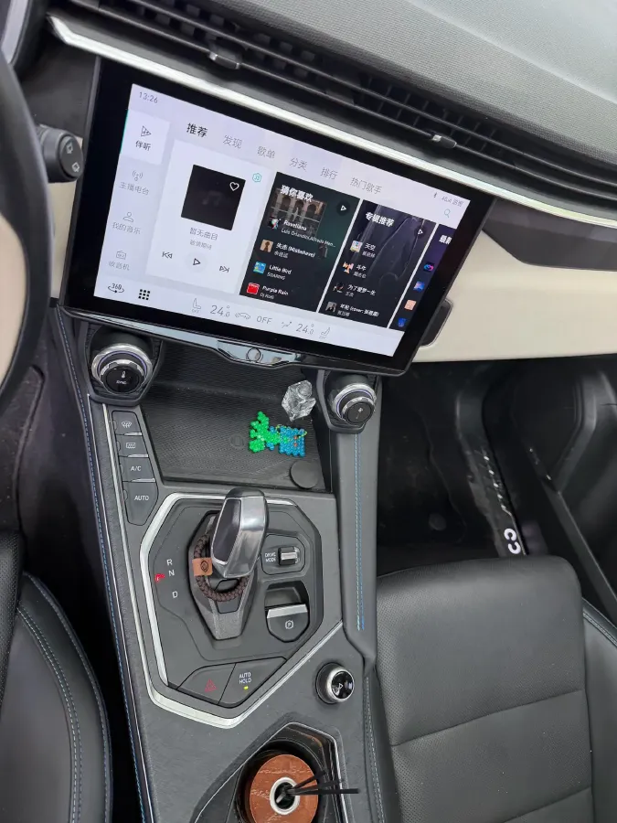 2021 LYNK&CO 01 2.0T 218HP L4 8AT,autocango,china used car exporter,china ev exporter,chinese used car exporter,chinese used ev exporter