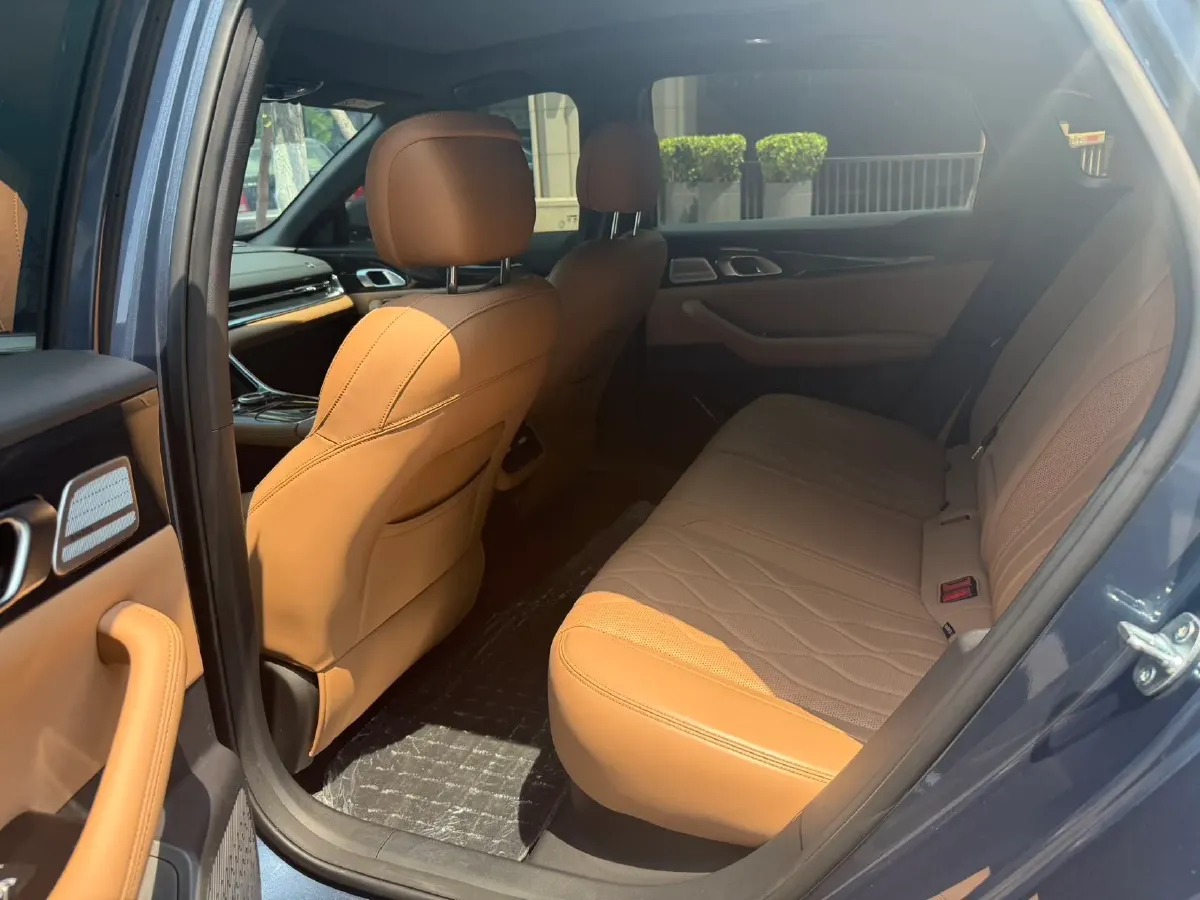 2025 Geely Galaxy A7 1.5L 112HP L4 1DHT PHEV,autocango,china used car exporter,china ev exporter,chinese used car exporter,chinese used ev exporter