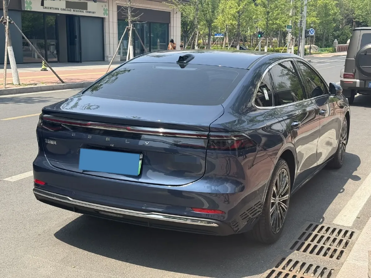 2025 Geely Galaxy A7 1.5L 112HP L4 1DHT PHEV,autocango,china used car exporter,china ev exporter,chinese used car exporter,chinese used ev exporter