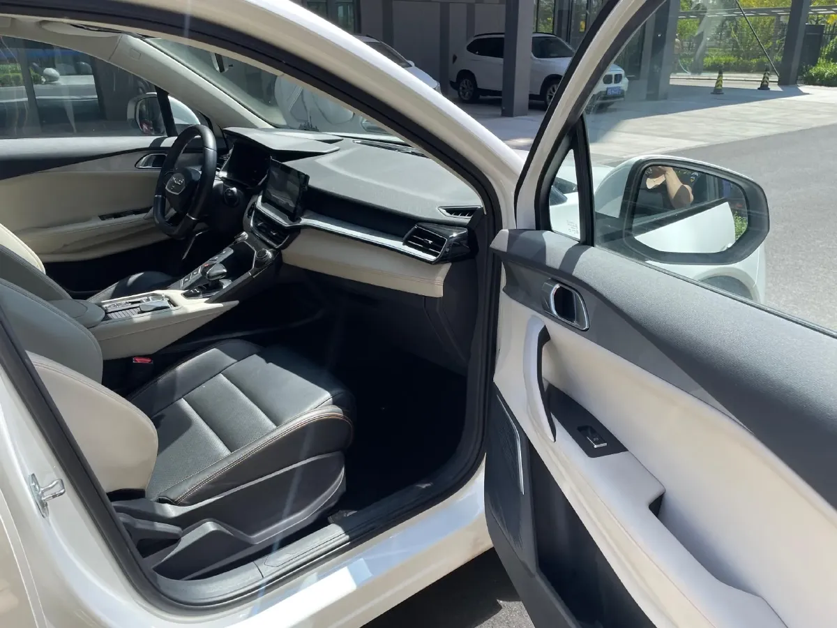 2020 LYNK&CO 06 EM-P 1.5T 177HP L3 7DCT PHEV 11.3KWH,autocango,china used car exporter,china ev exporter,chinese used car exporter,chinese used ev exporter