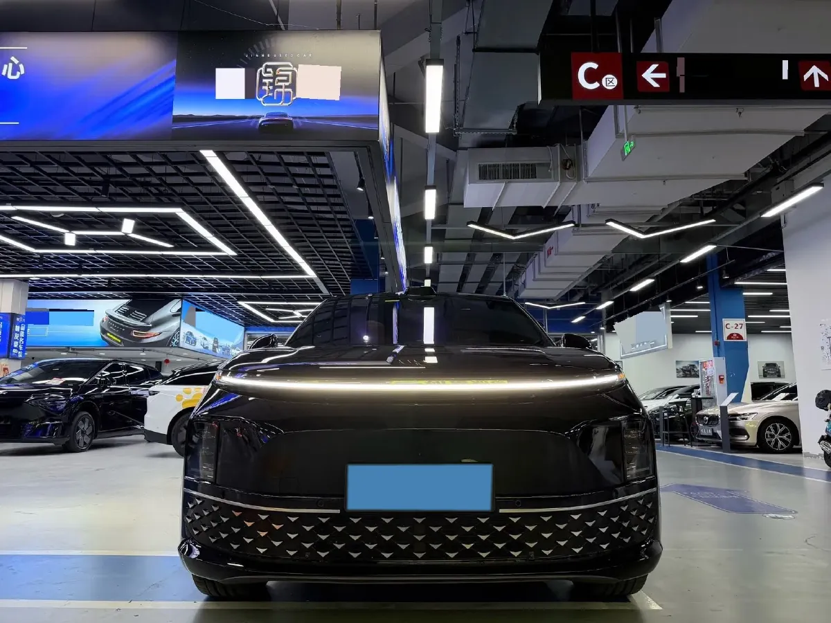 2024 Li L6 Range Extended 154HP L4 REEV 36.8KWH,autocango,china used car exporter,china ev exporter,chinese used car exporter,chinese used ev exporter