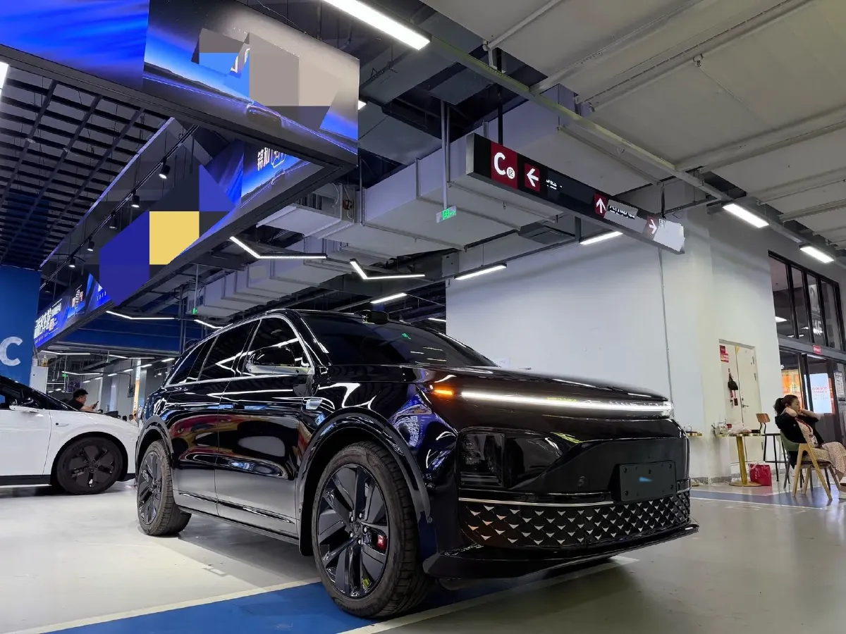 2024 Li L6 Range Extended 154HP L4 REEV 36.8KWH,autocango,china used car exporter,china ev exporter,chinese used car exporter,chinese used ev exporter