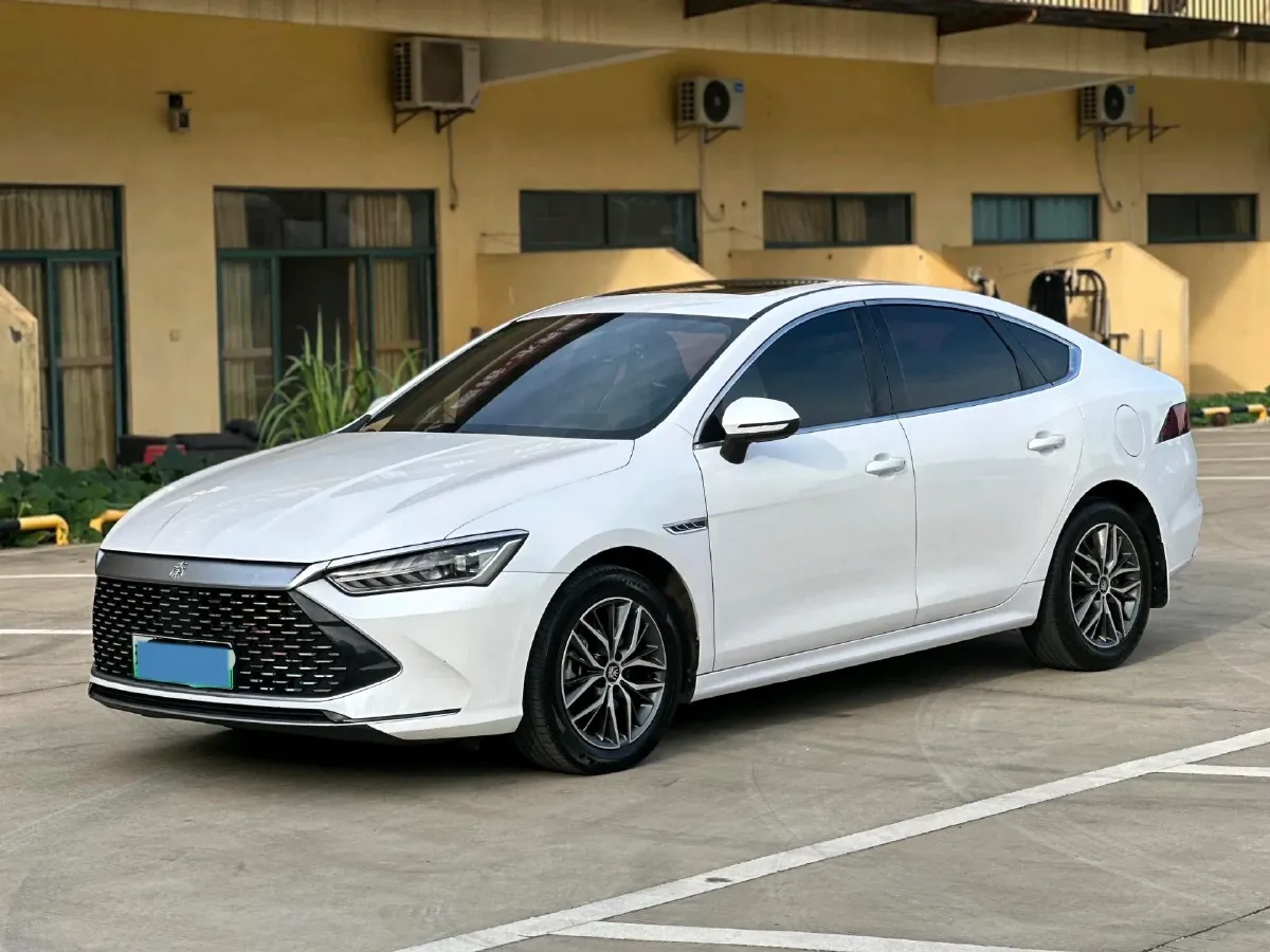 2021 Haval F7 1.5T 169HP L4 7DCT,autocango,china used car exporter,china ev exporter,chinese used car exporter,chinese used ev exporter