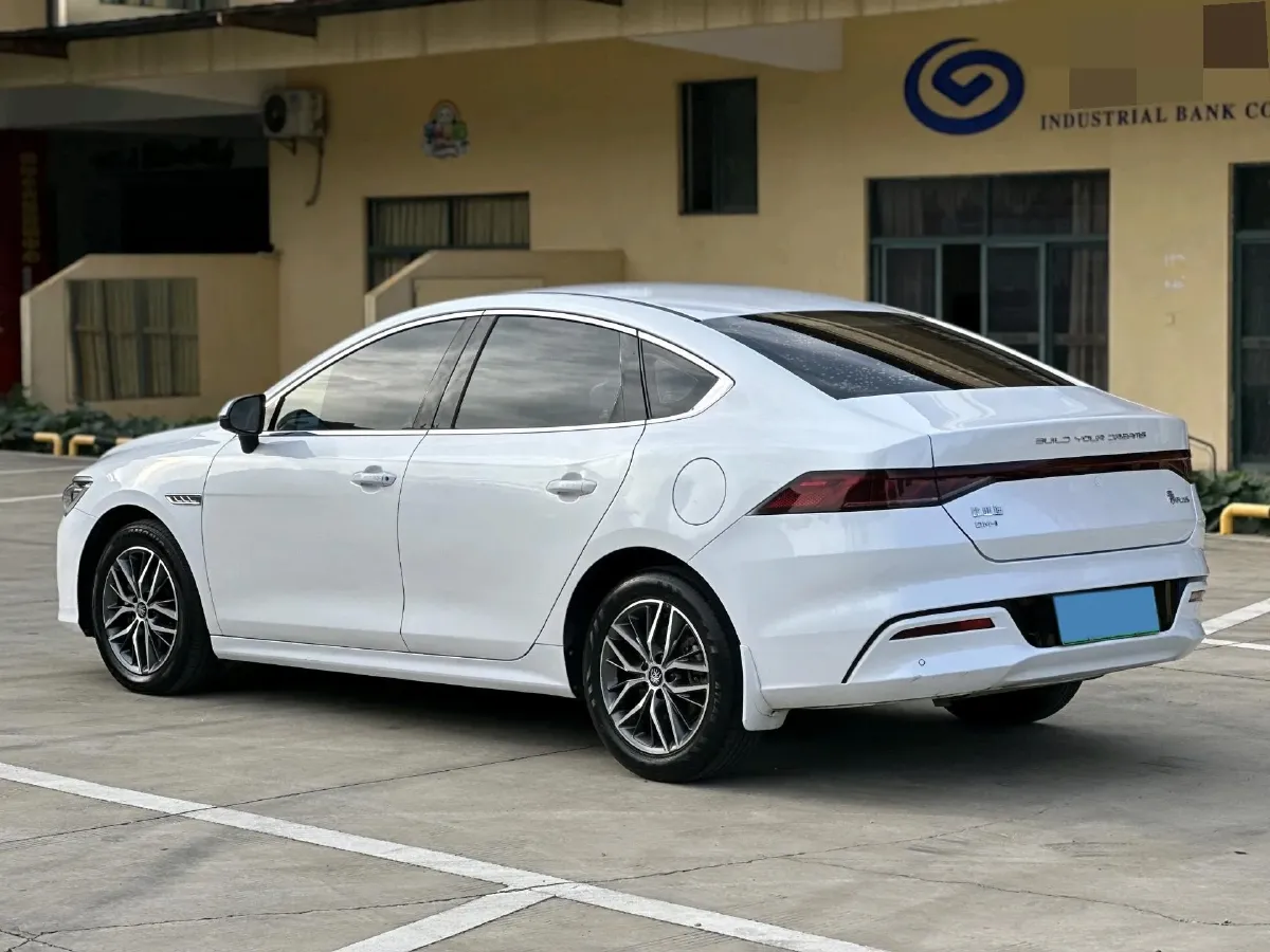 2021 Haval F7 1.5T 169HP L4 7DCT,autocango,china used car exporter,china ev exporter,chinese used car exporter,chinese used ev exporter