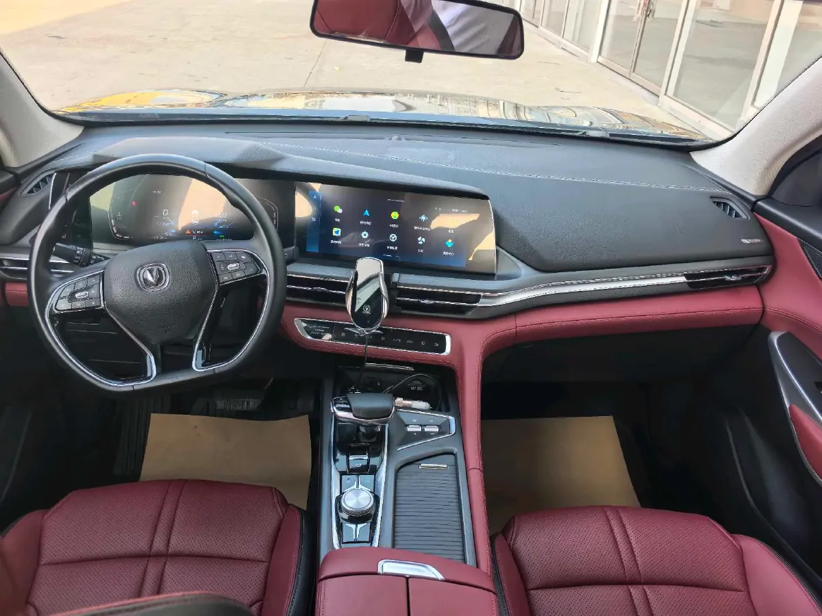 2020 ChangAn CS75 Plus 2.0T 233HP L4 8AT,autocango,china used car exporter,china ev exporter,chinese used car exporter,chinese used ev exporter