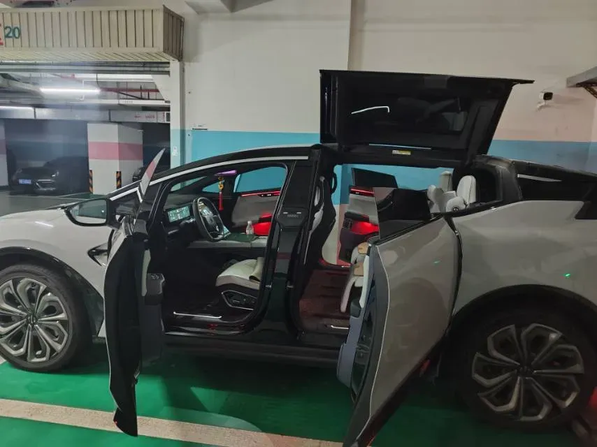 2021 HiPhi X BEV 97KWH,autocango,china used car exporter,china ev exporter,chinese used car exporter,chinese used ev exporter