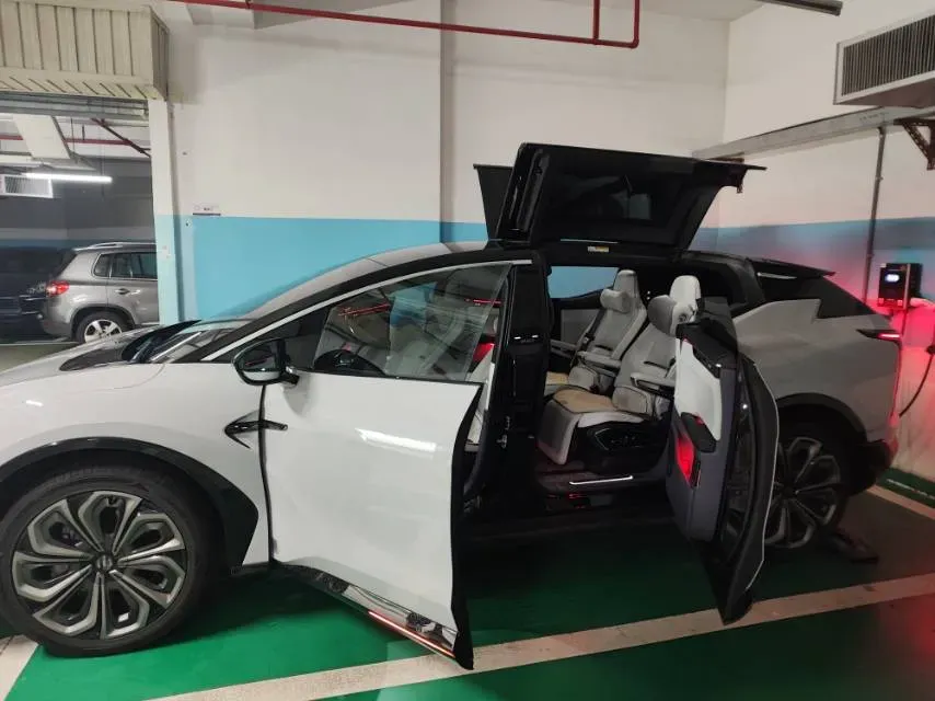 2021 HiPhi X BEV 97KWH,autocango,china used car exporter,china ev exporter,chinese used car exporter,chinese used ev exporter