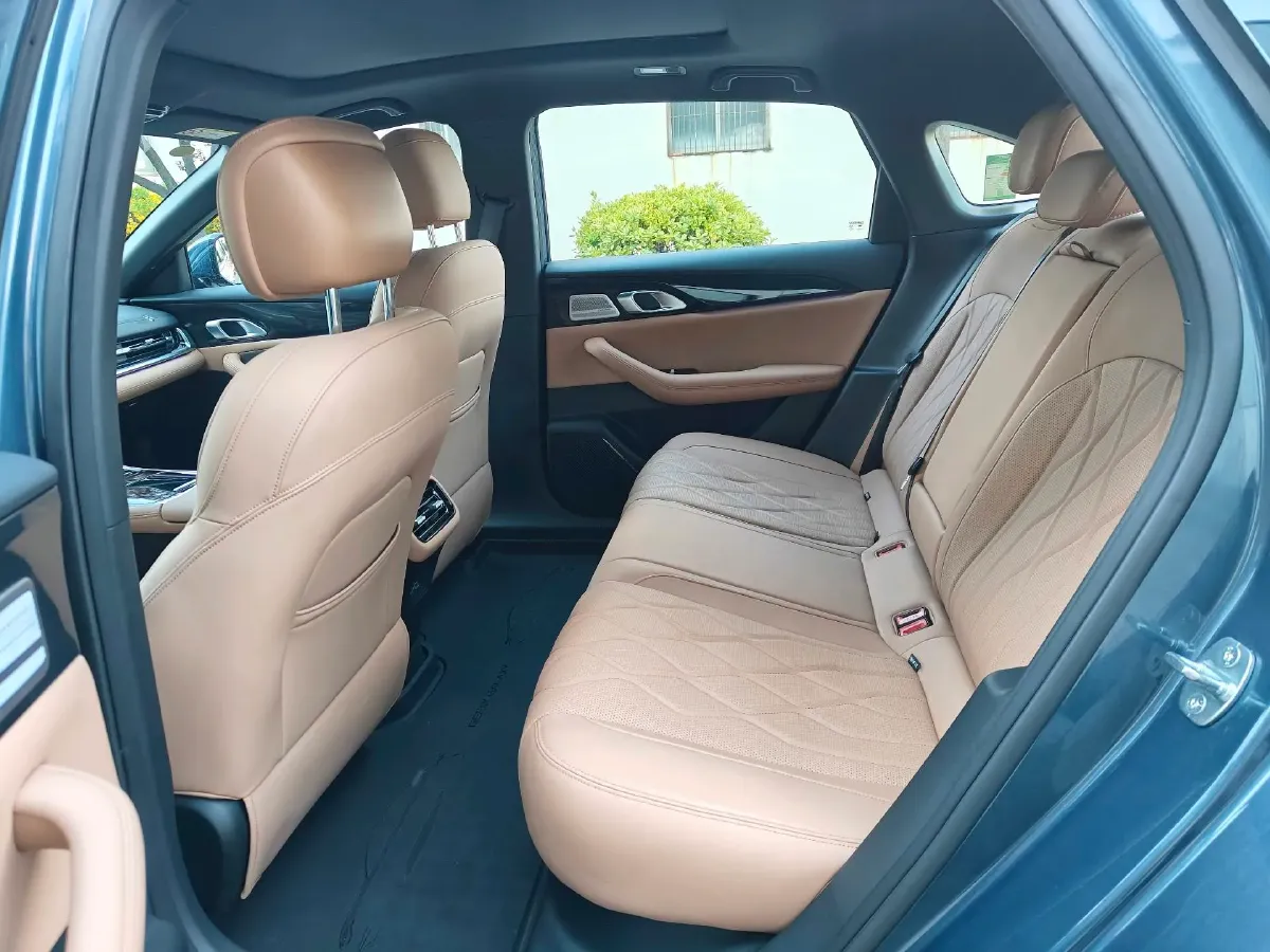 2025 Geely Galaxy A7 1.5L 112HP L4 1DHT PHEV,autocango,china used car exporter,china ev exporter,chinese used car exporter,chinese used ev exporter