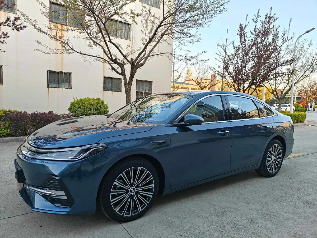 2025 Geely Galaxy A7 1.5L 112HP L4 1DHT PHEV,autocango,china used car exporter,china ev exporter,chinese used car exporter,chinese used ev exporter