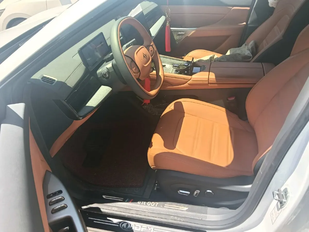 2024 DongFeng eπ eπ007 REEV 105HP REEV 28.4KWH,autocango,china used car exporter,china ev exporter,chinese used car exporter,chinese used ev exporter