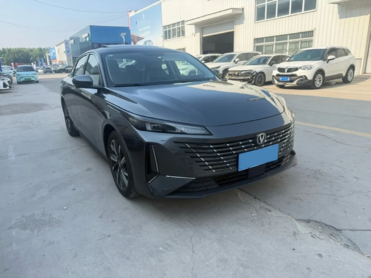 2024 ChangAn Eado 1.5T 170HP L4 7DCT,autocango,china used car exporter,china ev exporter,chinese used car exporter,chinese used ev exporter