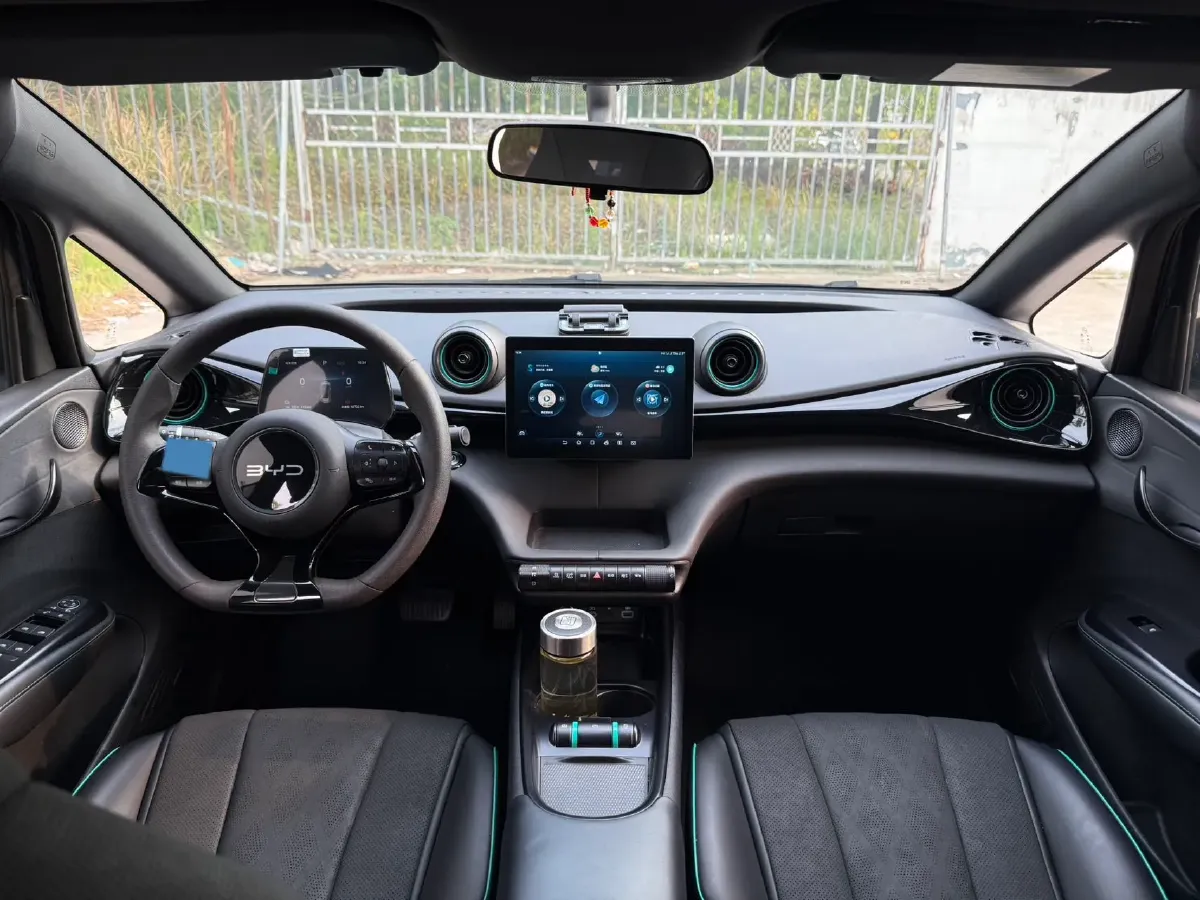 2025 BYD Dolphin BEV 44.928KWH,autocango,china used car exporter,china ev exporter,chinese used car exporter,chinese used ev exporter