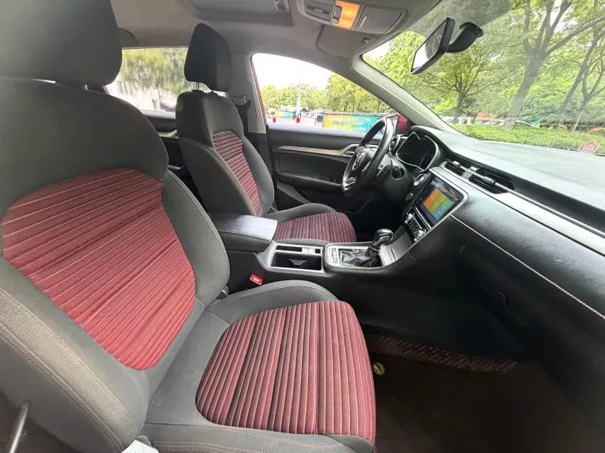 2019 MAXUS D60 1.5T 169HP L4 7DCT,autocango,china used car exporter,china ev exporter,chinese used car exporter,chinese used ev exporter