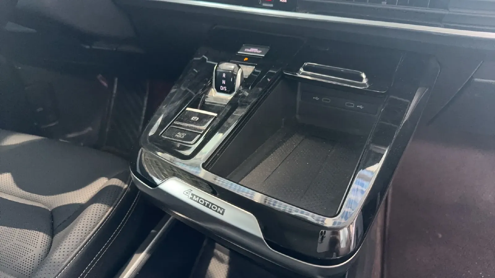 2021 Volkswagen Talagon 2.0T 220HP L4 7DCT,autocango,china used car exporter,china ev exporter,chinese used car exporter,chinese used ev exporter