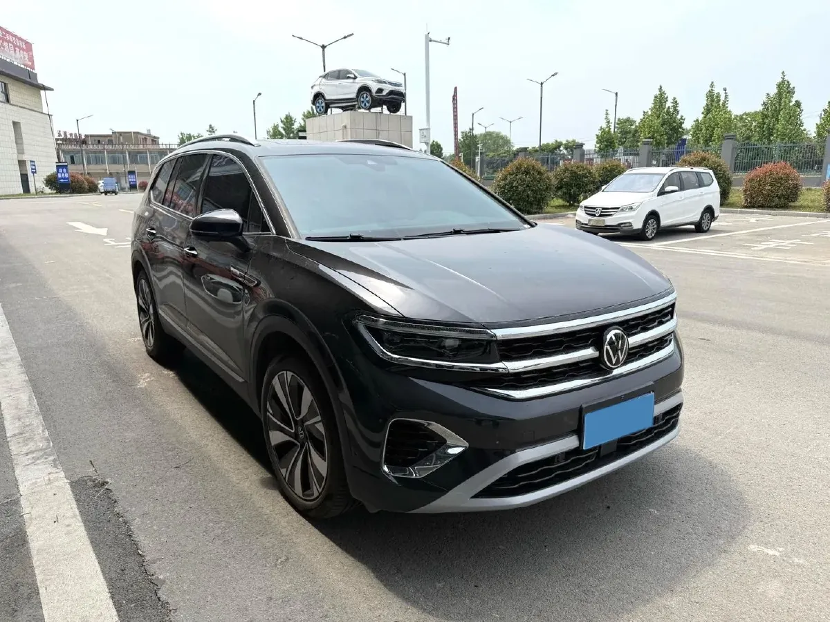 2021 Volkswagen Talagon 2.0T 220HP L4 7DCT,autocango,china used car exporter,china ev exporter,chinese used car exporter,chinese used ev exporter