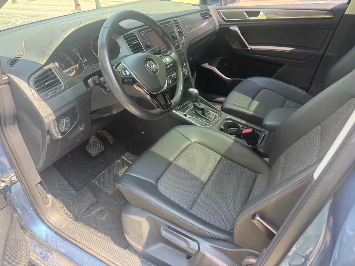 2018 Volkswagen Golf Sportsvan 1.4T 131HP L4 7DCT,autocango,china used car exporter,china ev exporter,chinese used car exporter,chinese used ev exporter