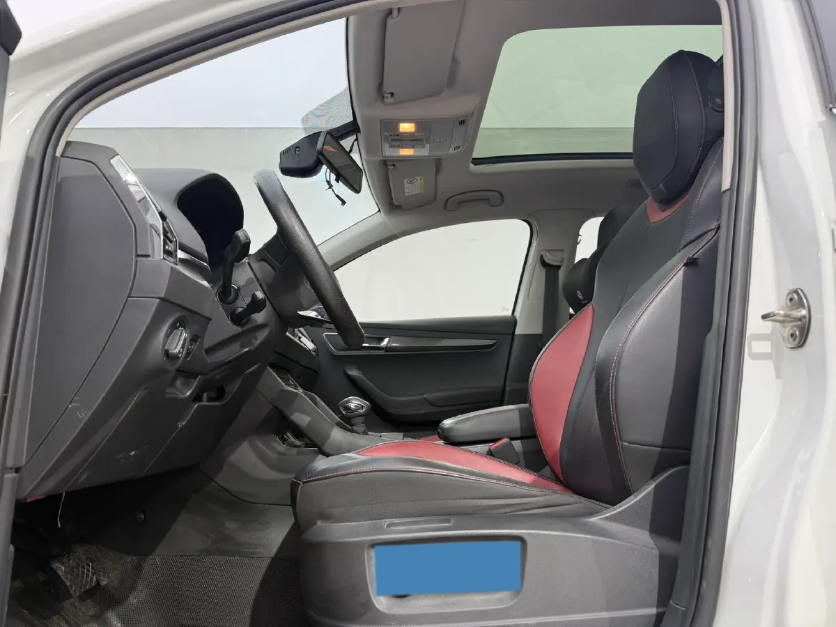 2024 Skoda Karoq 1.4T 150HP L4 7DCT,autocango,china used car exporter,china ev exporter,chinese used car exporter,chinese used ev exporter