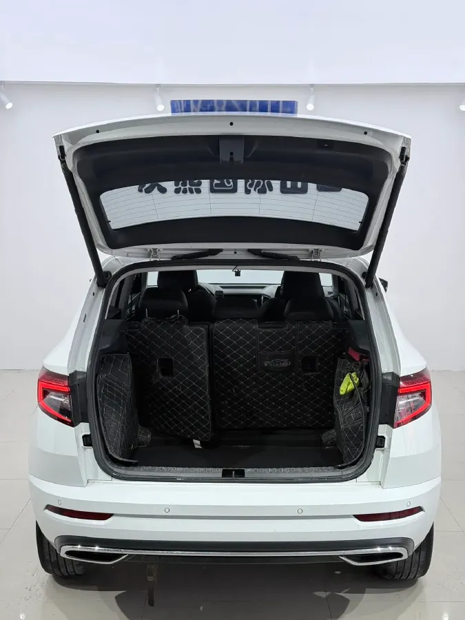 2024 Skoda Karoq 1.4T 150HP L4 7DCT,autocango,china used car exporter,china ev exporter,chinese used car exporter,chinese used ev exporter