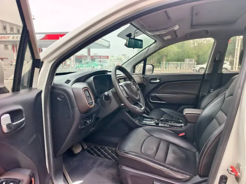 2017 GAC Trumpchi GS3 1.3T 137HP L4 6AT,autocango,china used car exporter,china ev exporter,chinese used car exporter,chinese used ev exporter