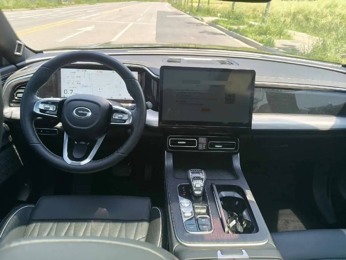 2022 GAC Trumpchi GS8 2.0T 252HP L4 8AT,autocango,china used car exporter,china ev exporter,chinese used car exporter,chinese used ev exporter