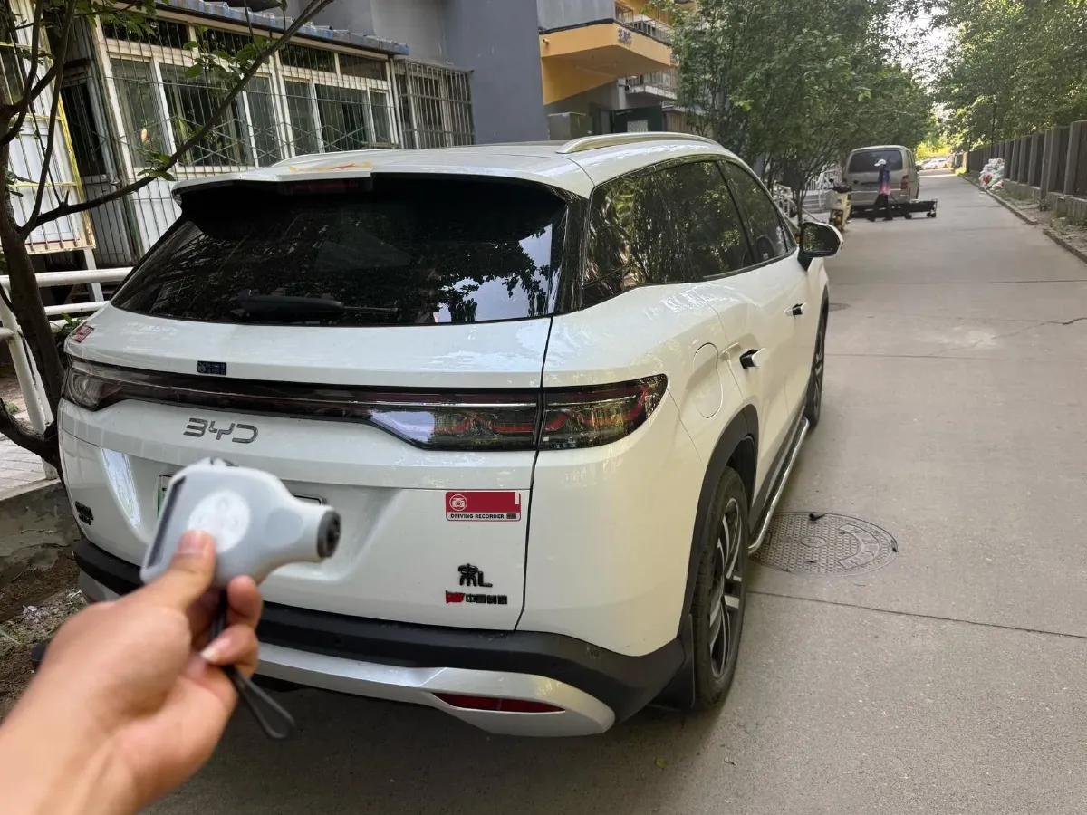 2024 BYD SongL DM-i 1.5L 101HP L4 E-CVT PHEV 18.3KWH,autocango,china used car exporter,china ev exporter,chinese used car exporter,chinese used ev exporter