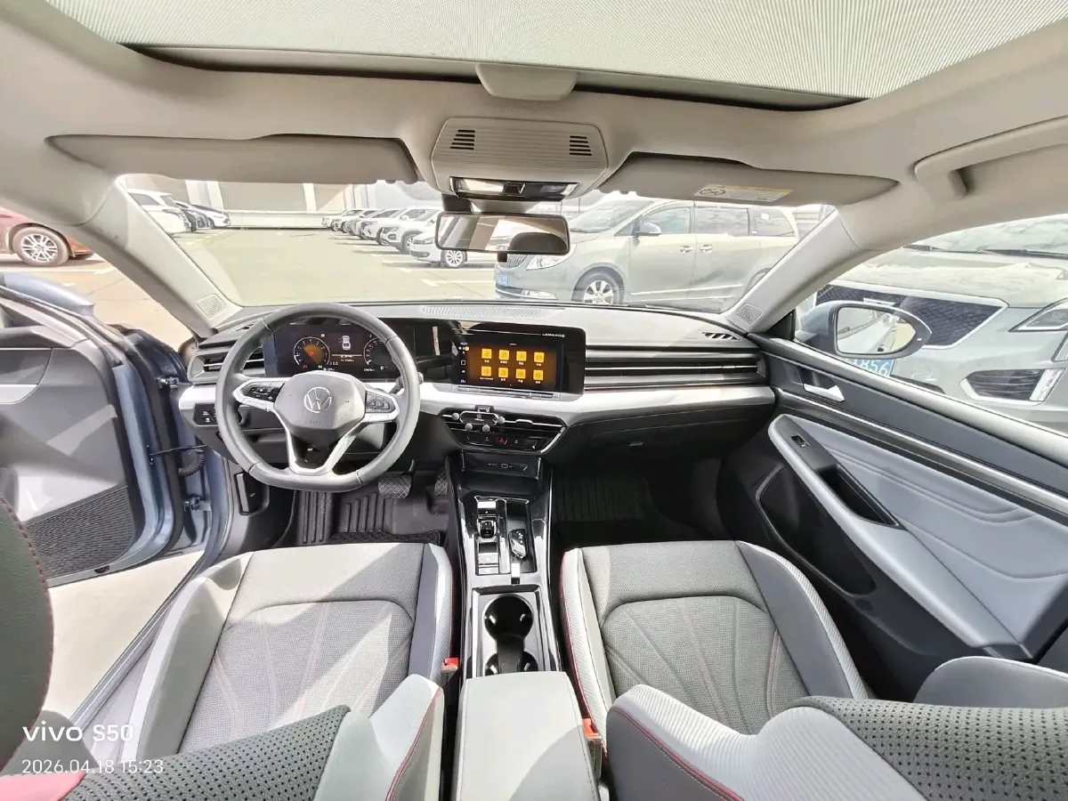 2022 Volkswagen Lavida 1.4T 150HP L4 7DCT,autocango,china used car exporter,china ev exporter,chinese used car exporter,chinese used ev exporter