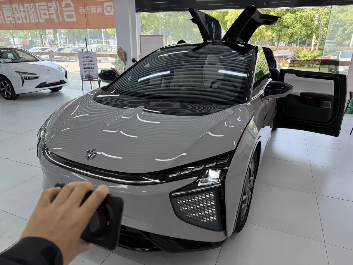 2022 HiPhi X BEV 97KWH,autocango,china used car exporter,china ev exporter,chinese used car exporter,chinese used ev exporter