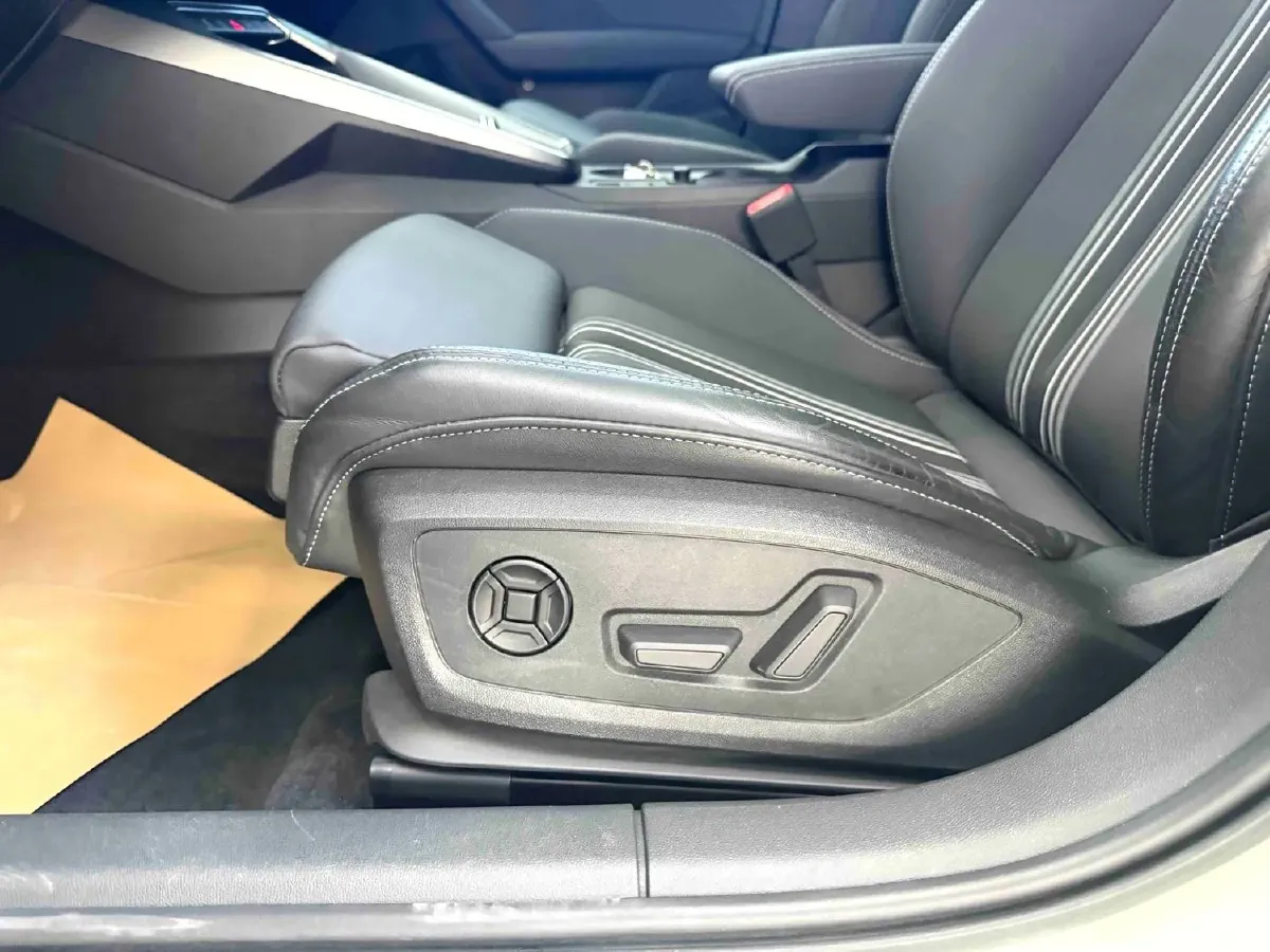 2022 Audi A3 1.4T 150HP L4 7DCT,autocango,china used car exporter,china ev exporter,chinese used car exporter,chinese used ev exporter