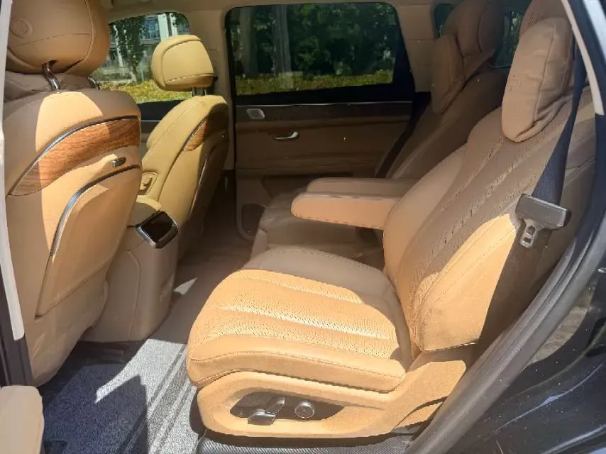 2022 AITO AITO M7 Range Extended 125HP REEV 40KWH,autocango,china used car exporter,china ev exporter,chinese used car exporter,chinese used ev exporter