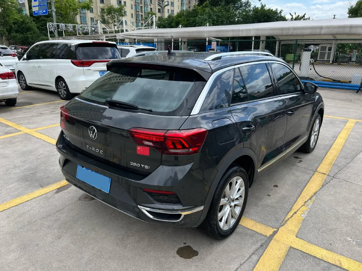 2022 Volkswagen T-Roc 1.4T 150HP L4 7DCT,autocango,china used car exporter,china ev exporter,chinese used car exporter,chinese used ev exporter