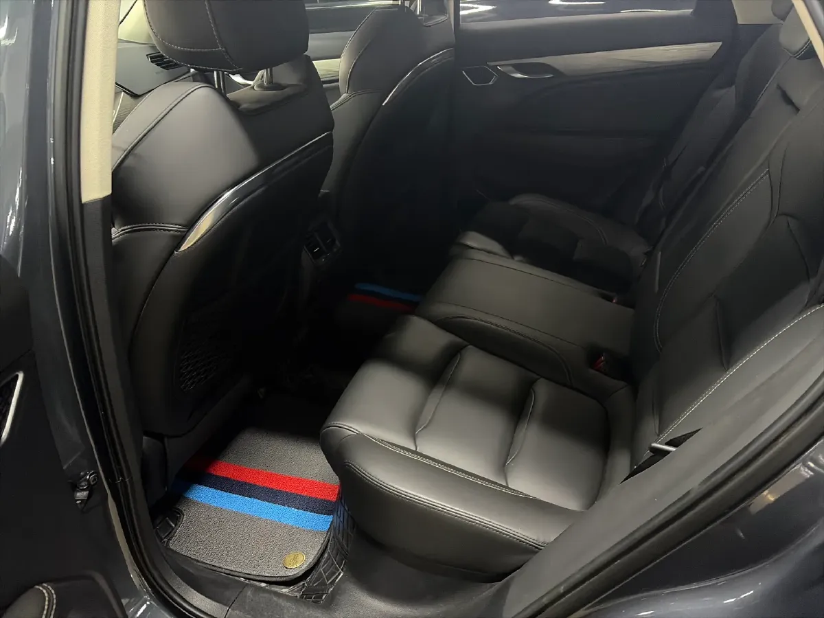 2019 Geely Tugella 2.0T 238HP L4 8AT,autocango,china used car exporter,china ev exporter,chinese used car exporter,chinese used ev exporter