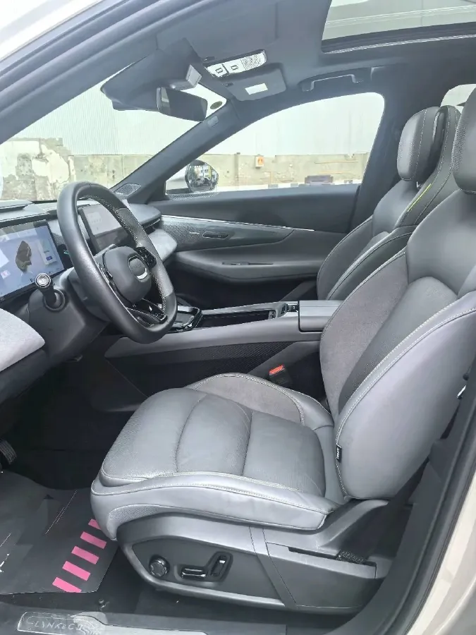 2023 LYNK&CO 08 EM-P 1.5T 163HP L4 3DHT PHEV 21.2KWH,autocango,china used car exporter,china ev exporter,chinese used car exporter,chinese used ev exporter