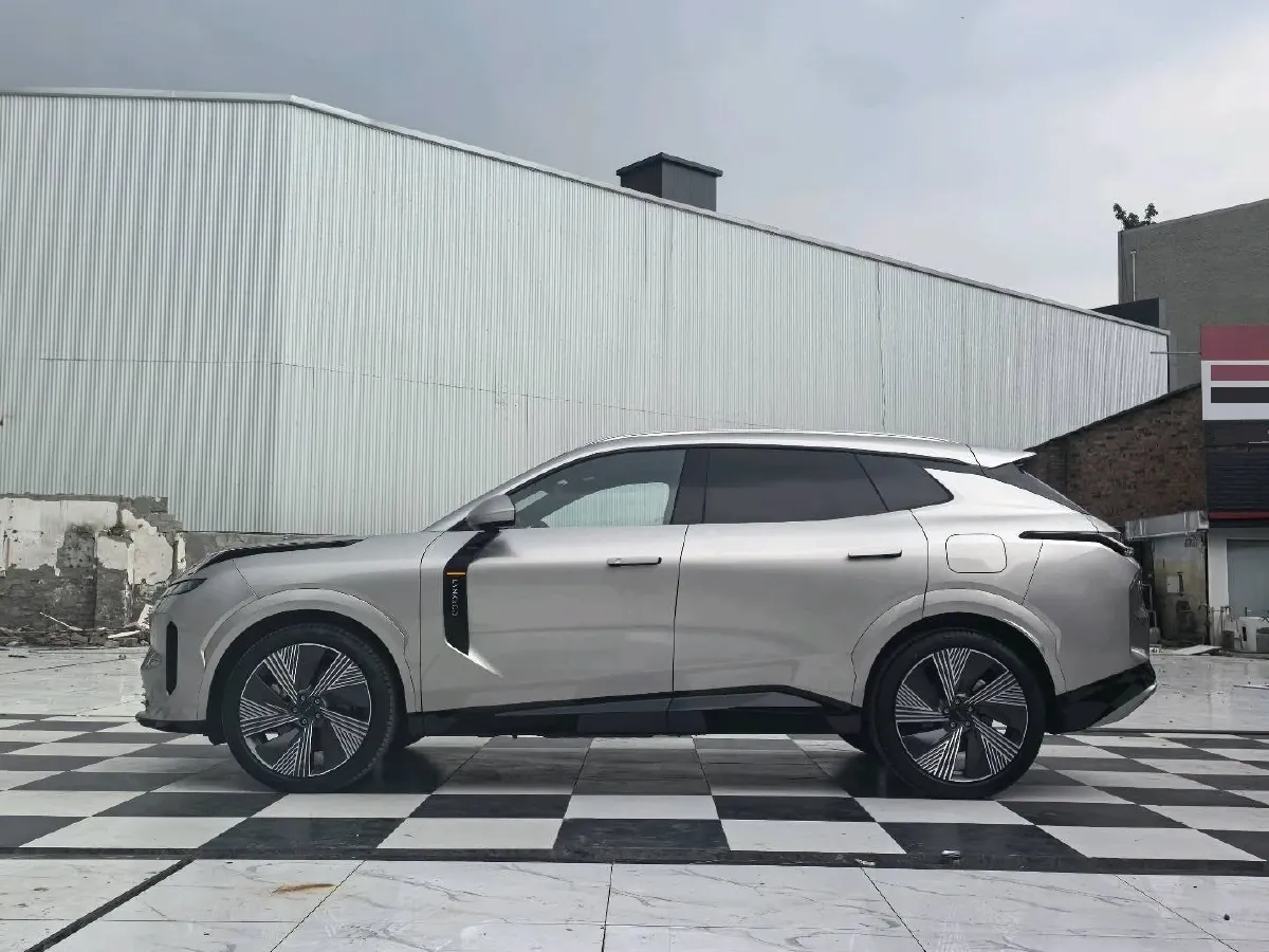 2023 LYNK&CO 08 EM-P 1.5T 163HP L4 3DHT PHEV 21.2KWH,autocango,china used car exporter,china ev exporter,chinese used car exporter,chinese used ev exporter