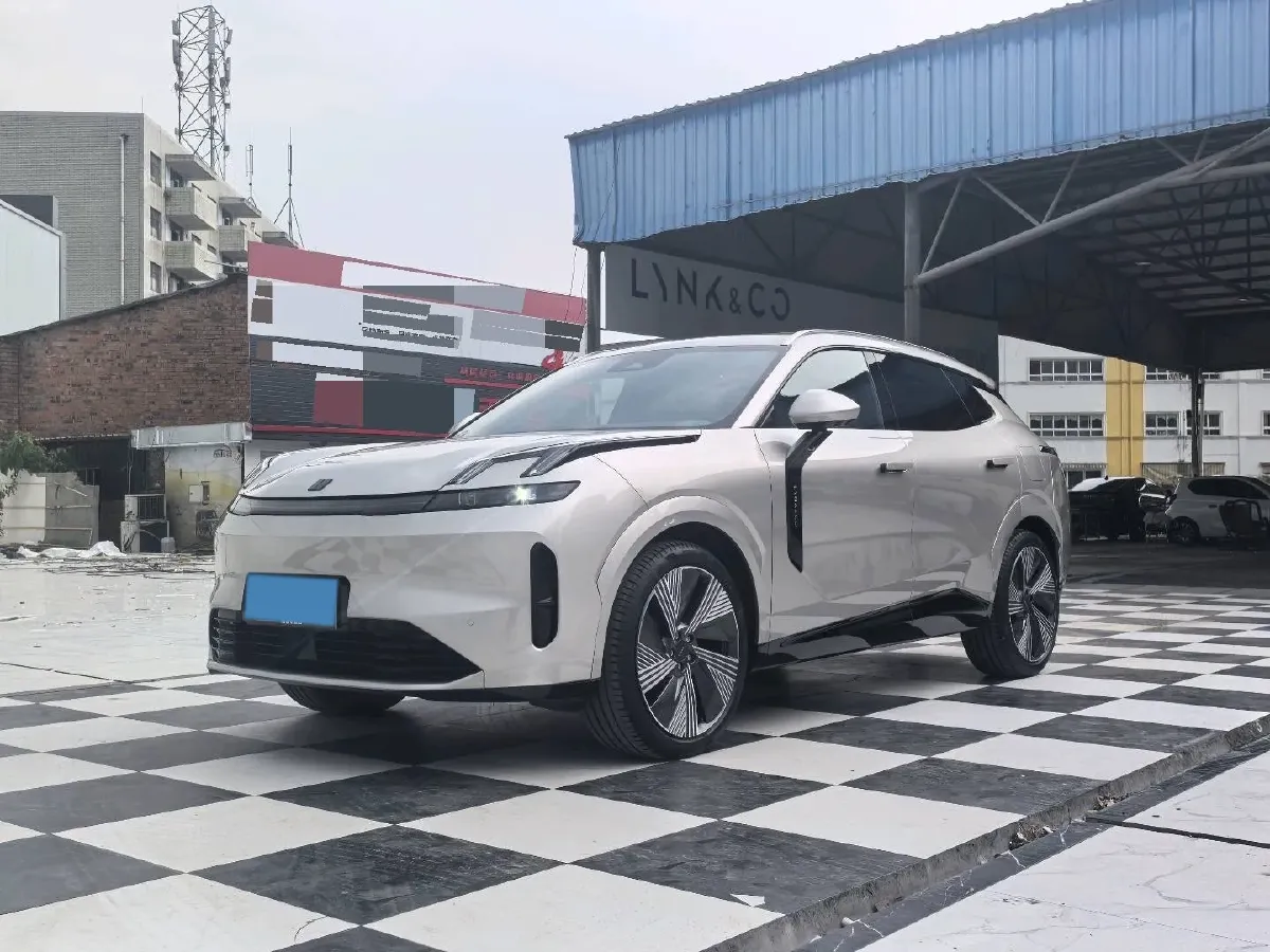 2023 LYNK&CO 08 EM-P 1.5T 163HP L4 3DHT PHEV 21.2KWH,autocango,china used car exporter,china ev exporter,chinese used car exporter,chinese used ev exporter