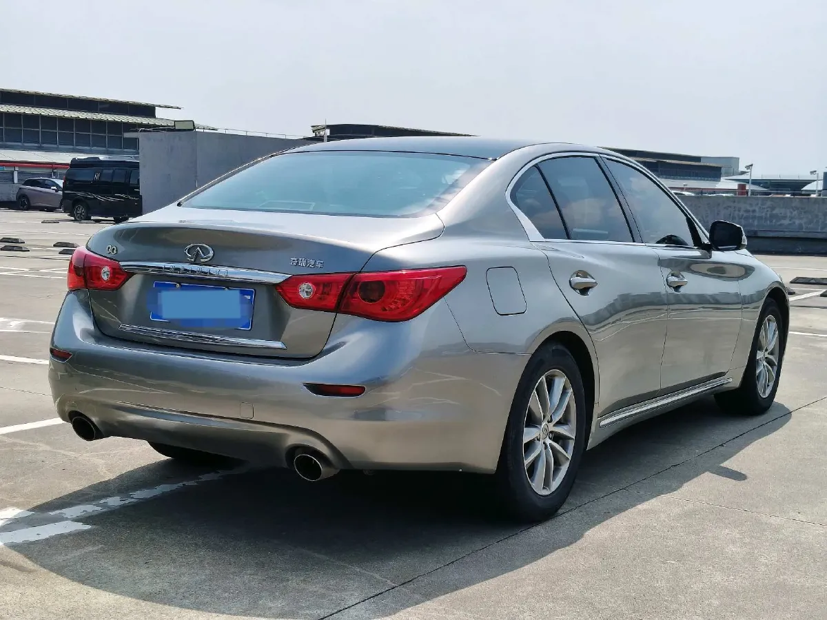 2016 Infiniti Q50L 2.0T 211HP L4 7AT,autocango,china used car exporter,china ev exporter,chinese used car exporter,chinese used ev exporter