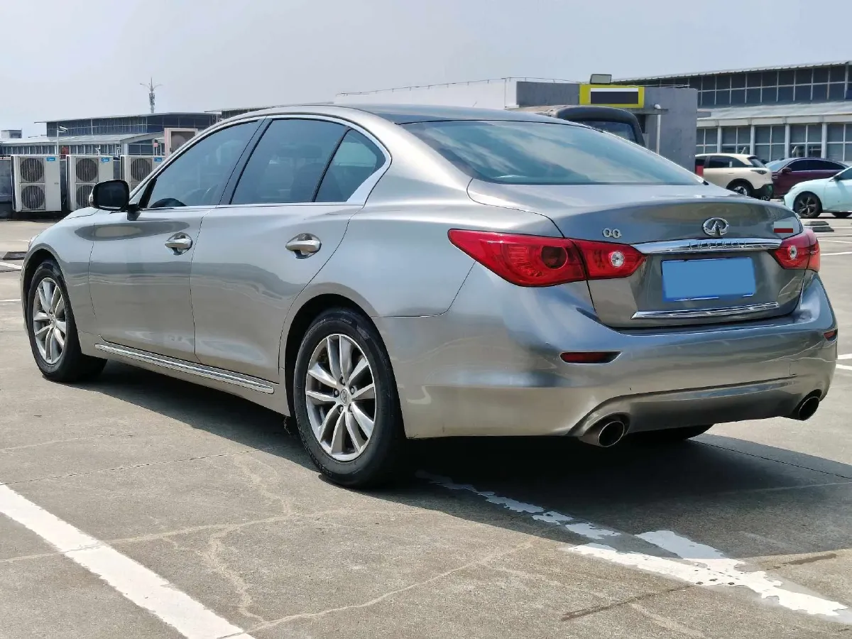 2016 Infiniti Q50L 2.0T 211HP L4 7AT,autocango,china used car exporter,china ev exporter,chinese used car exporter,chinese used ev exporter
