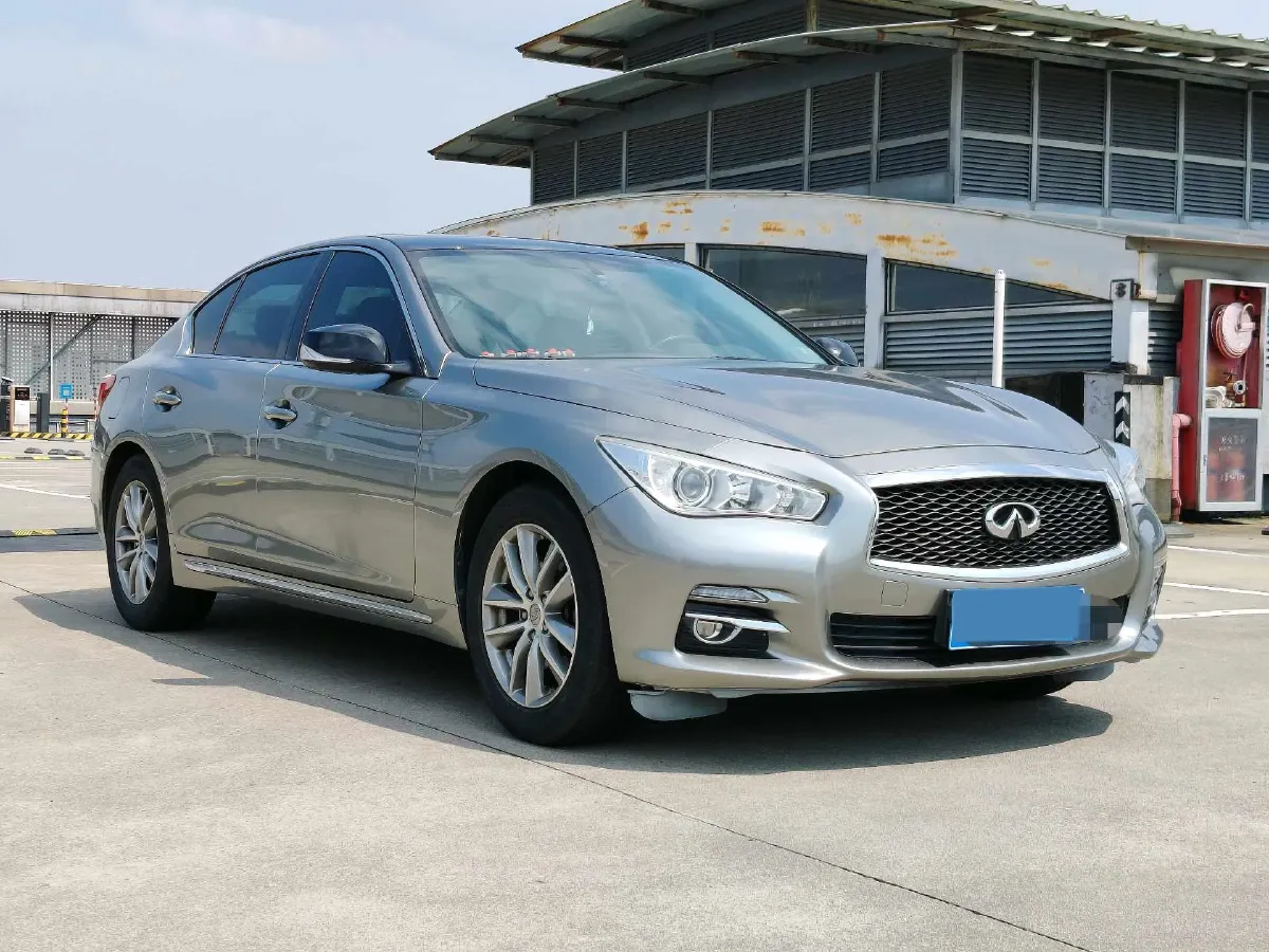 2016 Infiniti Q50L 2.0T 211HP L4 7AT,autocango,china used car exporter,china ev exporter,chinese used car exporter,chinese used ev exporter