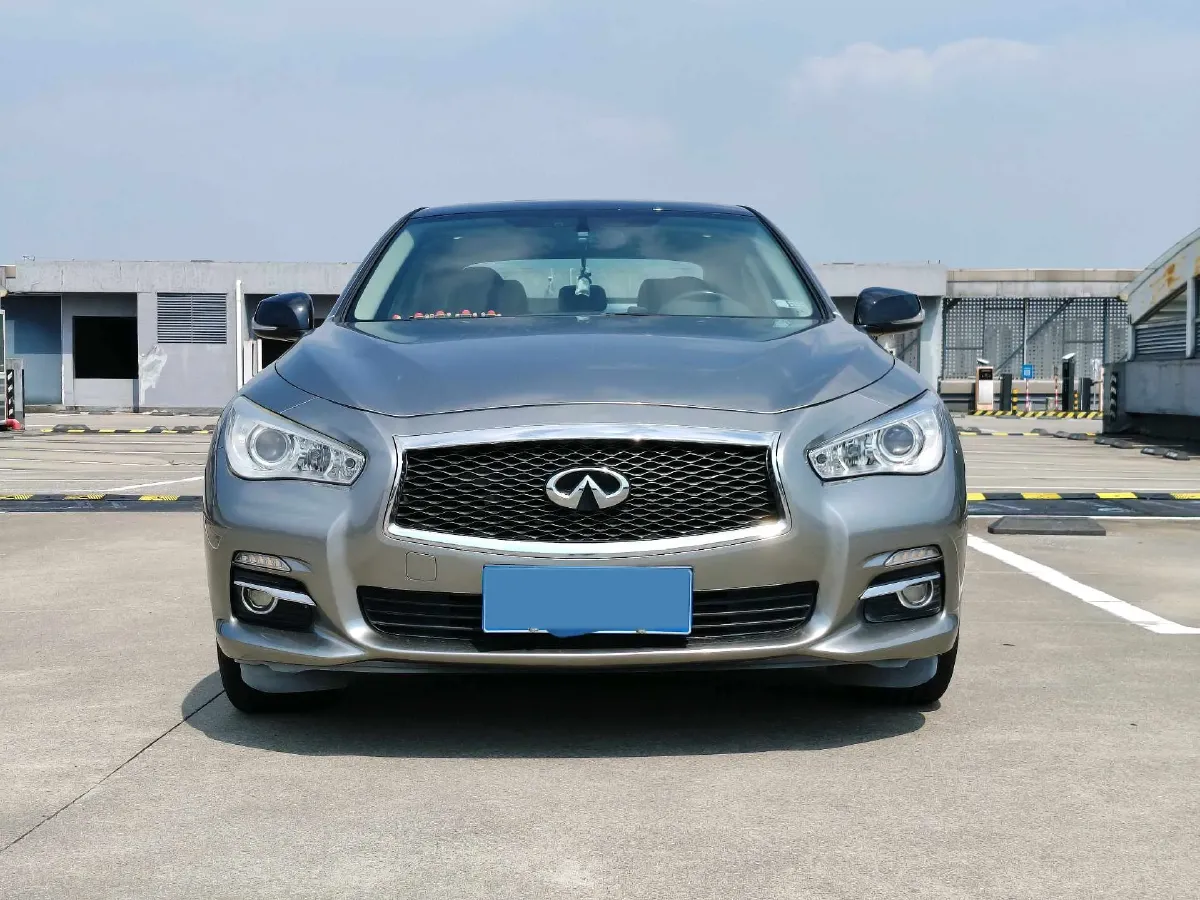 2016 Infiniti Q50L 2.0T 211HP L4 7AT,autocango,china used car exporter,china ev exporter,chinese used car exporter,chinese used ev exporter