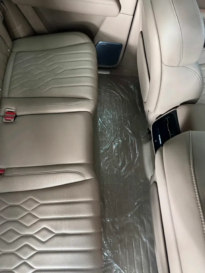 2025 BMW 3 Series 2.0T 245HP L4 8AT,autocango,china used car exporter,china ev exporter,chinese used car exporter,chinese used ev exporter