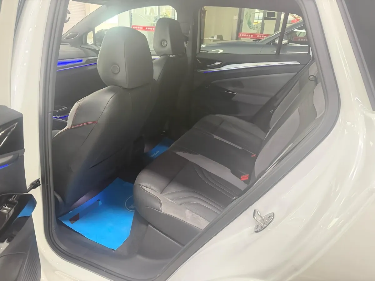 2024 Volkswagen ID.4 Crozz BEV 84.8KWH,autocango,china used car exporter,china ev exporter,chinese used car exporter,chinese used ev exporter