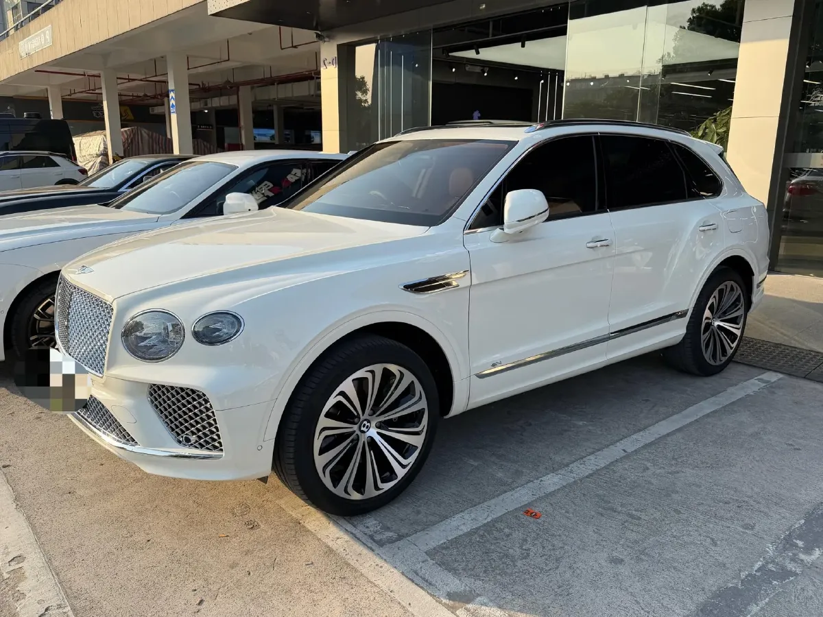 2022 Bentley Bentayga 4.0T 550HP V8 8AT,autocango,china used car exporter,china ev exporter,chinese used car exporter,chinese used ev exporter